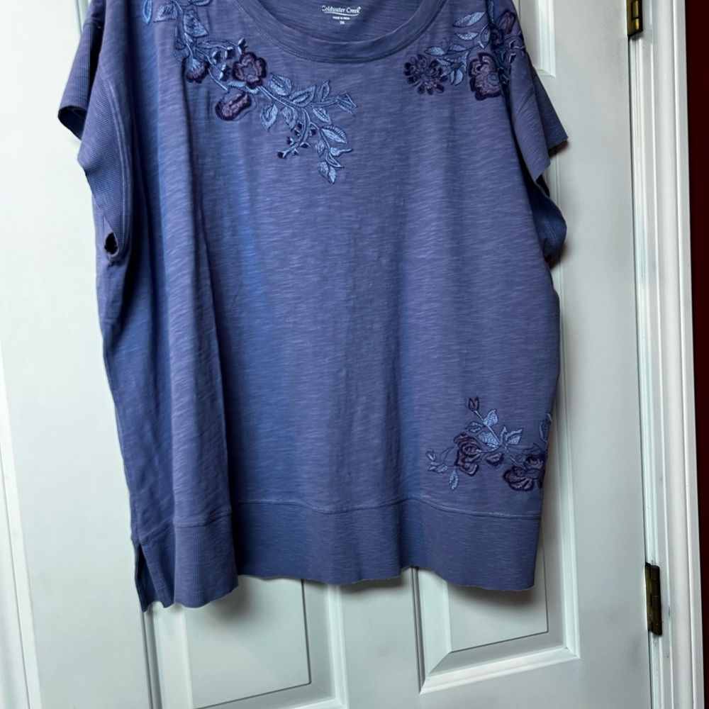 Coldwater Creek Periwinkle Floral Embroidered Short Sleeve Tee - Picture 2 of 9